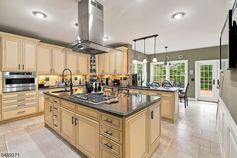 Outstanding Kitchen