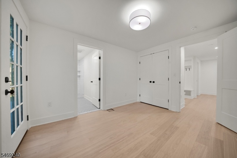Ground Fl en-suite