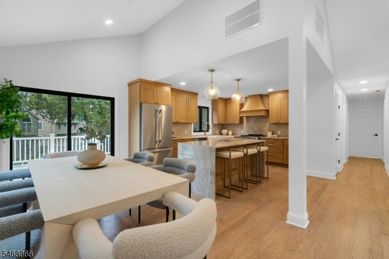 Dining Room & Kitchen