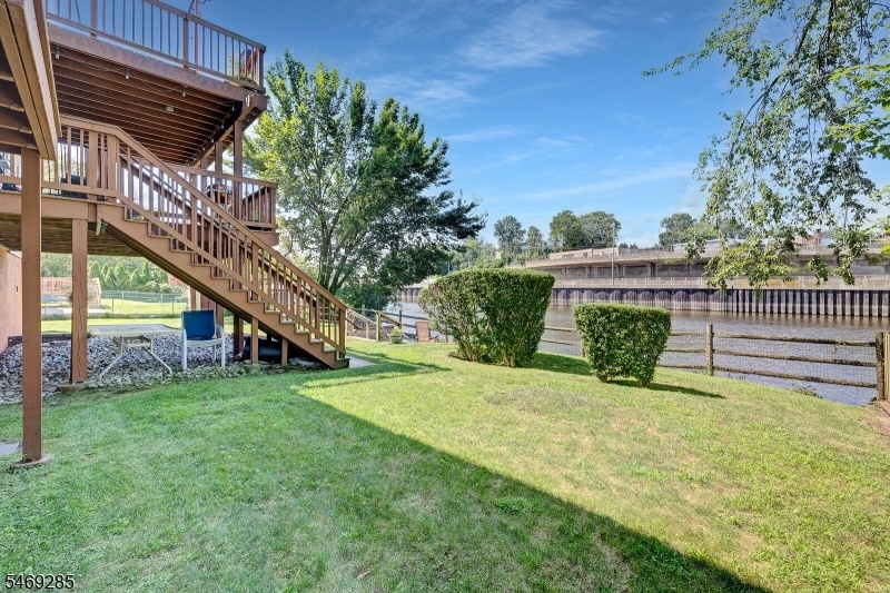 Deck 2