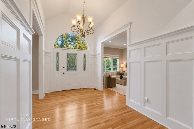 Foyer- alt