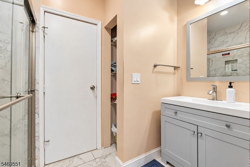 First Floor Bathroom
