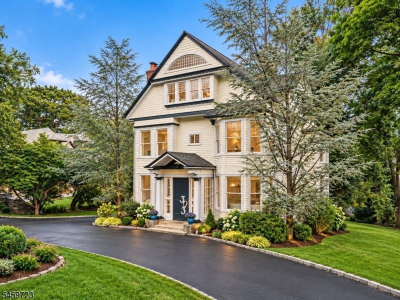 Victorian Home on 1/2 acre