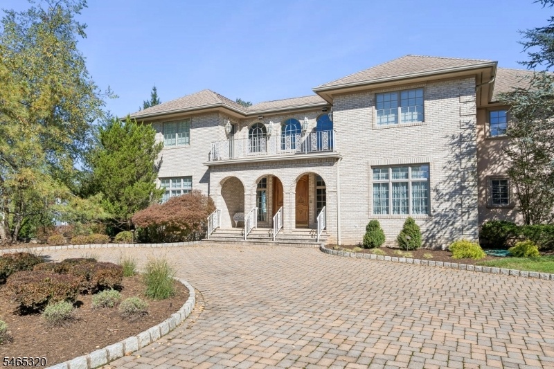 Front w/ Circular Driveway
