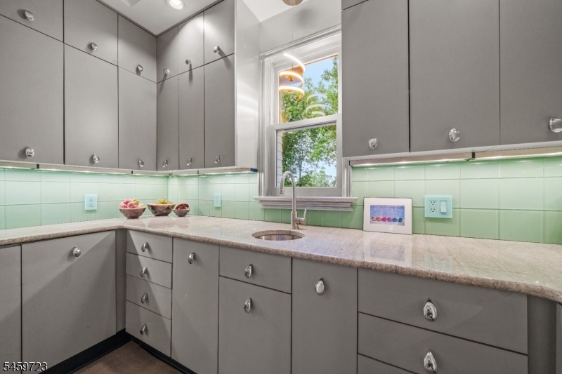 Butler's Pantry