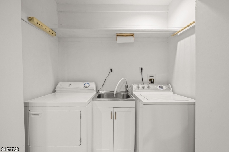 2nd Floor Laundry Area