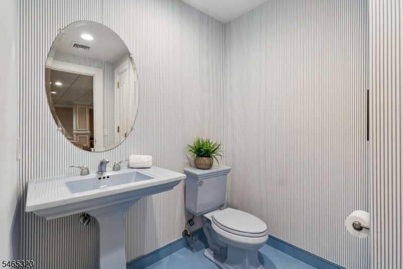 Powder Room #2