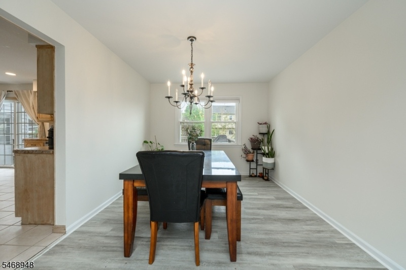 Dining Rm