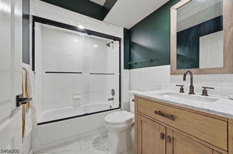 HALL BATH