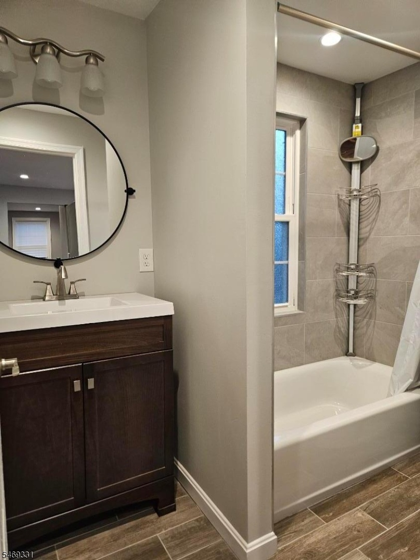 Bathroom-Unit 3/Cottage