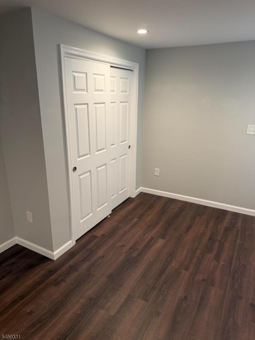 Bedroom Closet Unit 3