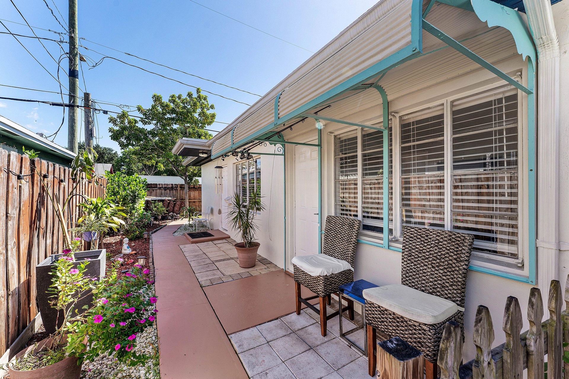 Guest house patio