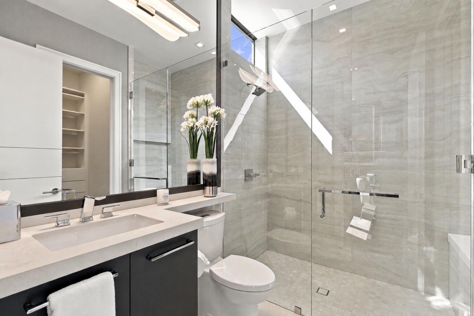 Guest Bath 2
