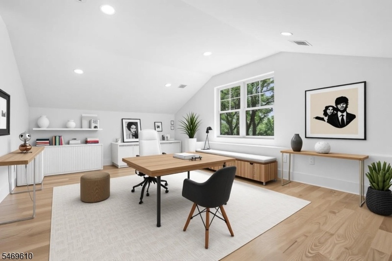 3rd Floor Bonus Room