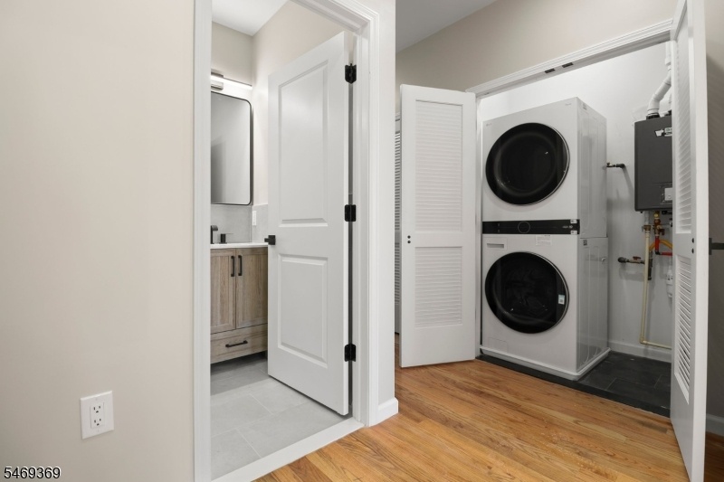 Washer & Dryer