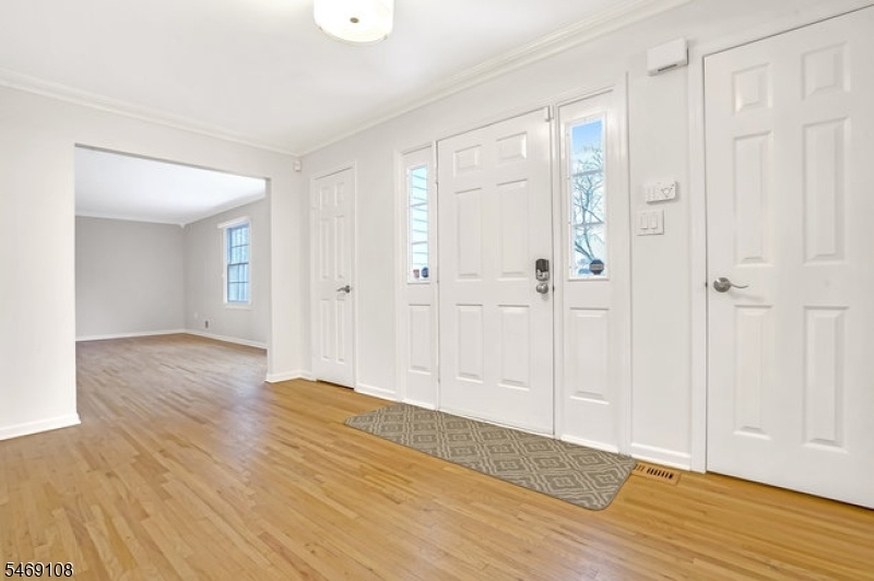 Foyer Entry