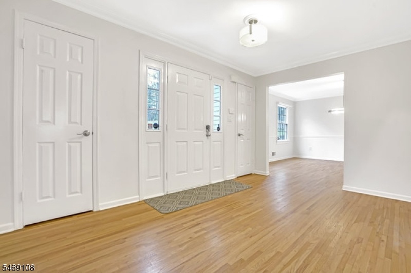 Foyer Alternate View