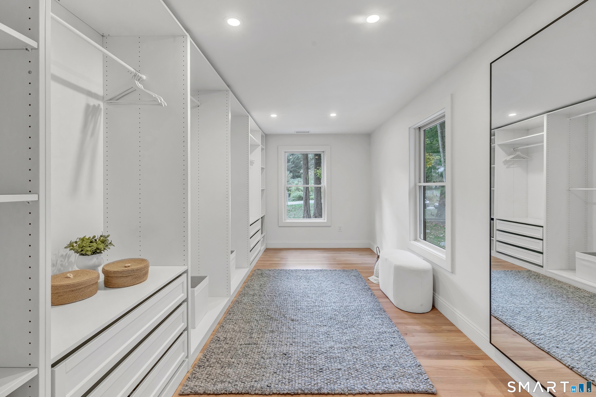 Walk In Closet