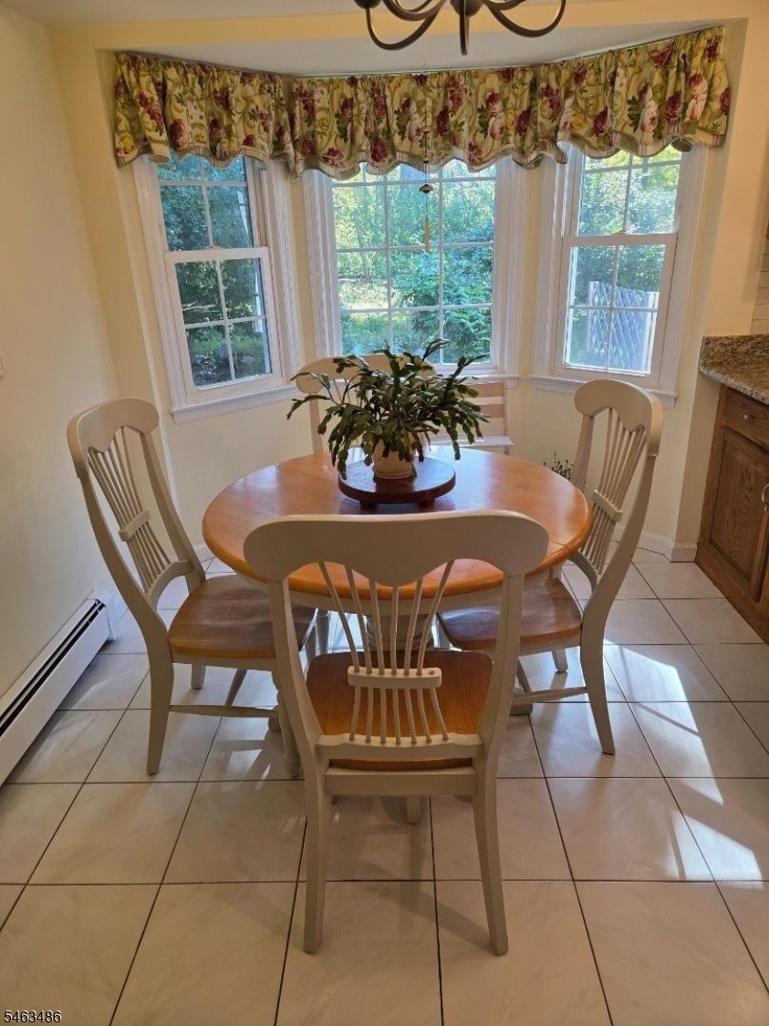 Breakfast Eating Area