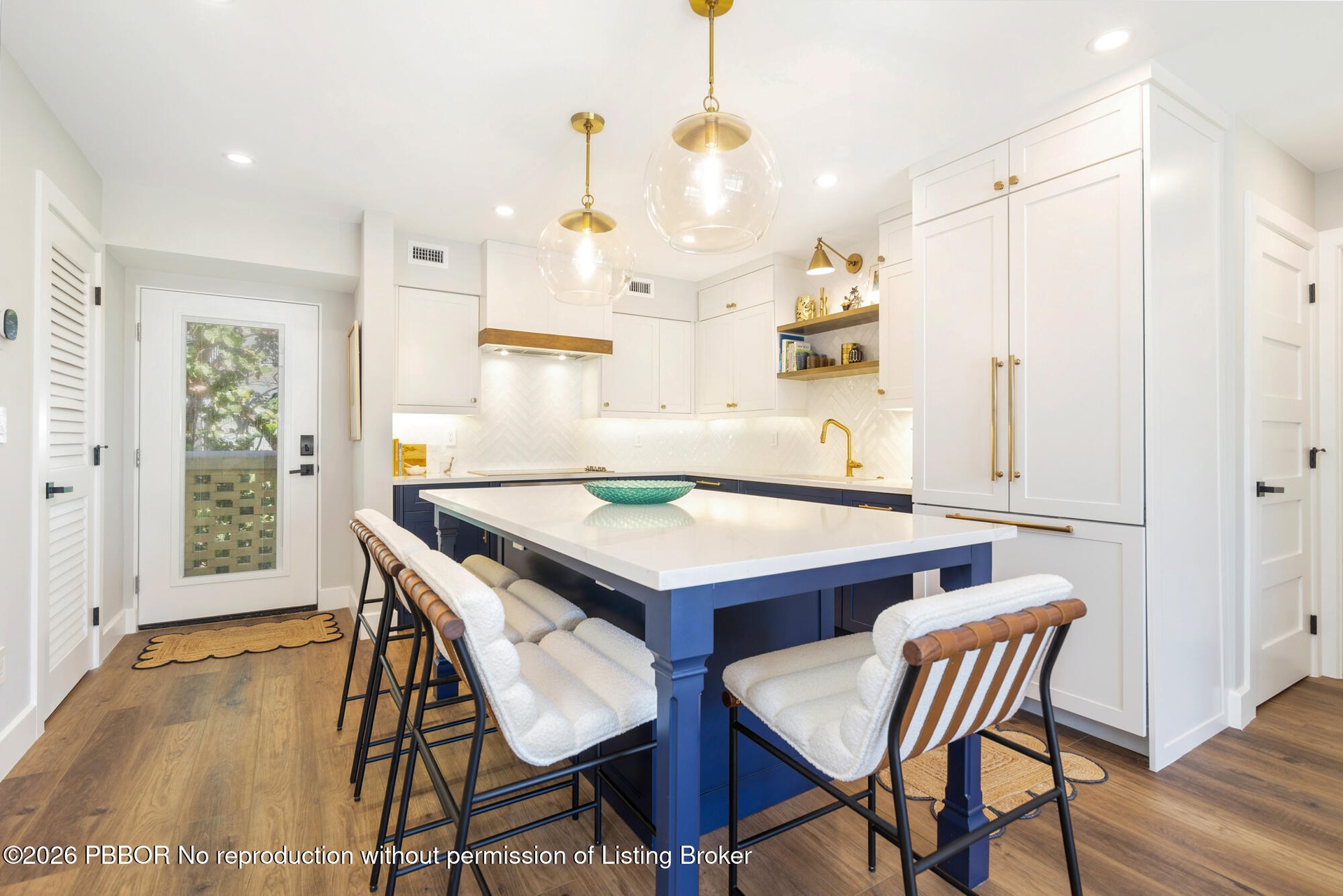Custom kitchen with island
