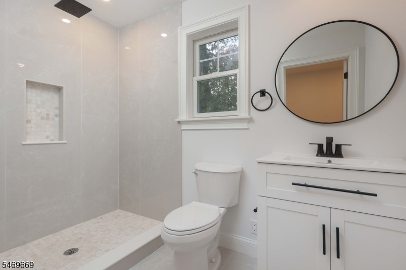 Main Bath
