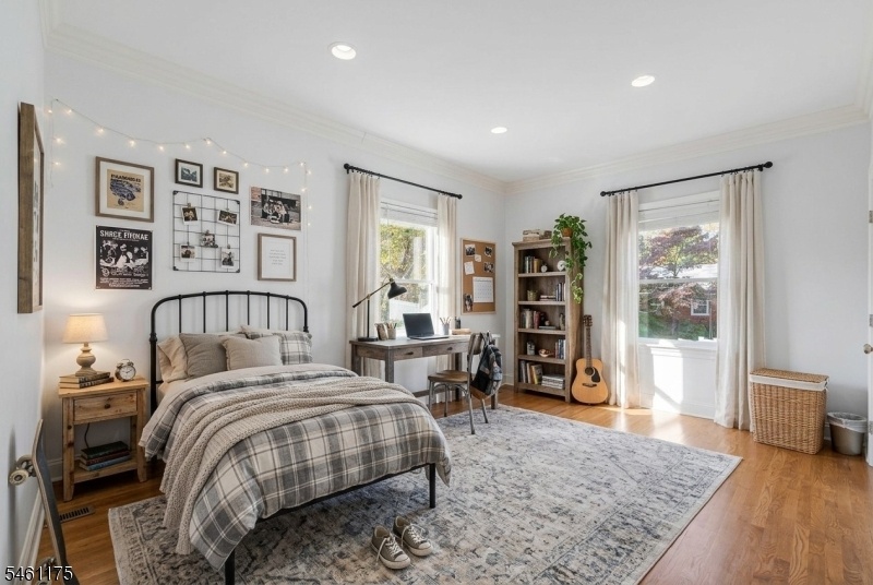 Bedroom (VS)