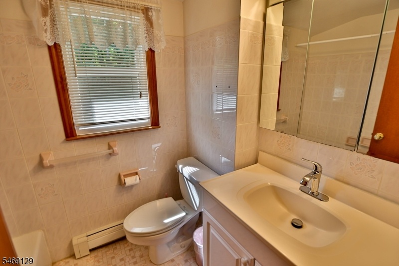 Second Floor Full Bath