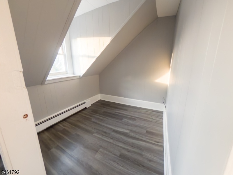 2nd floor bedrom