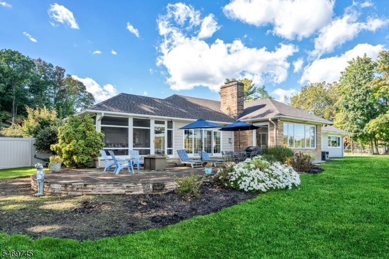 rear view and screened porch