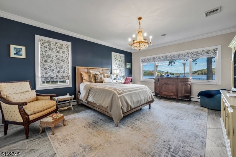 Primary Suite with view