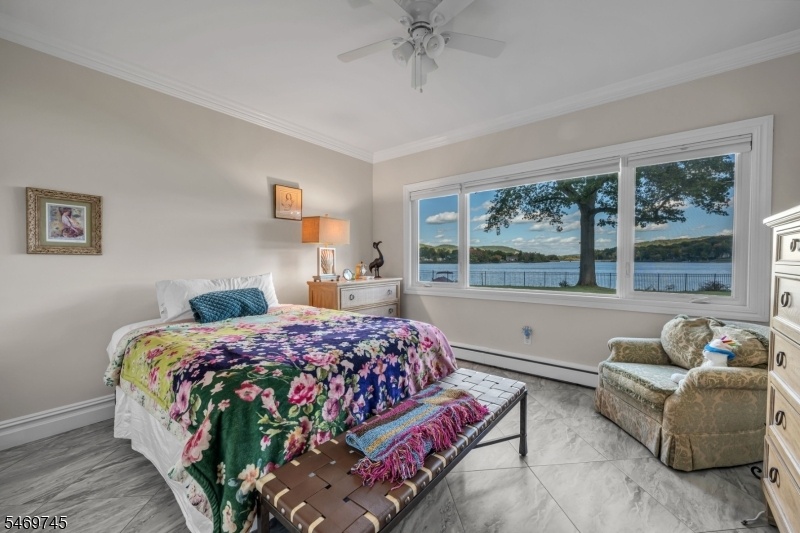 2nd bedroom and view