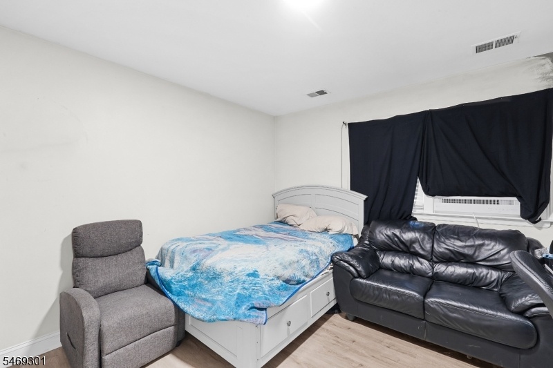 Groundfloor bedroom 1