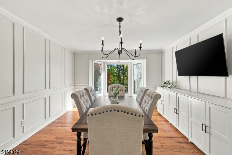Formal Dining Rm