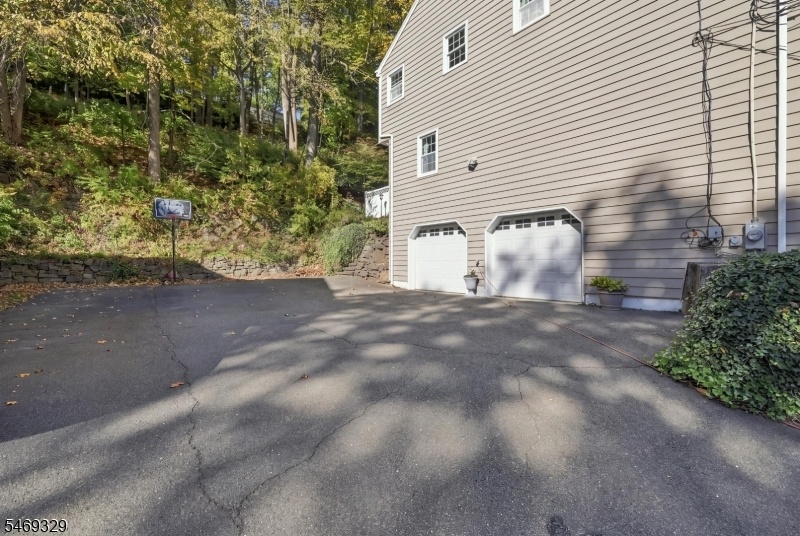 2 Car oversized garage