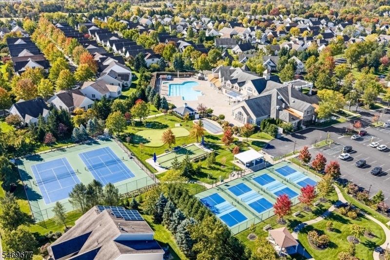 Pickleball Courts