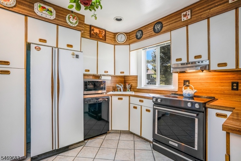 The Kitchen once more