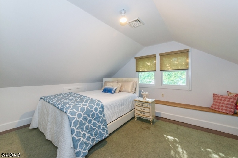 3rd floor bedroom 5