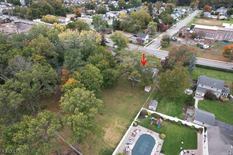 Ariel View of the house & yard