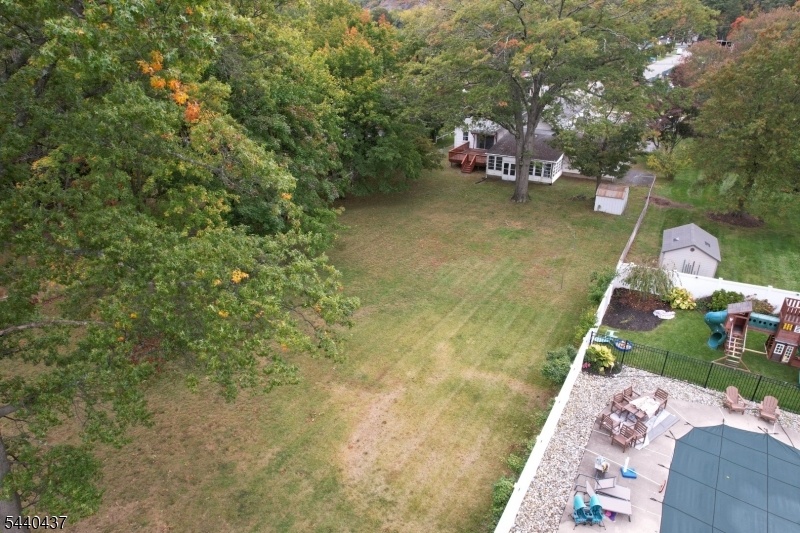 Ariel View of the house & yard