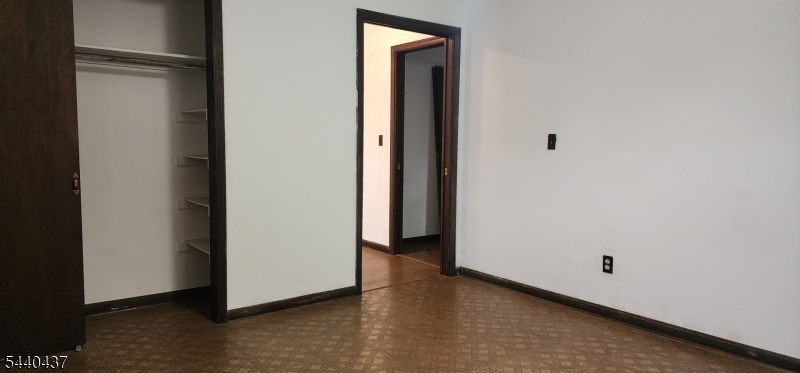 Bedroom 5 of 6