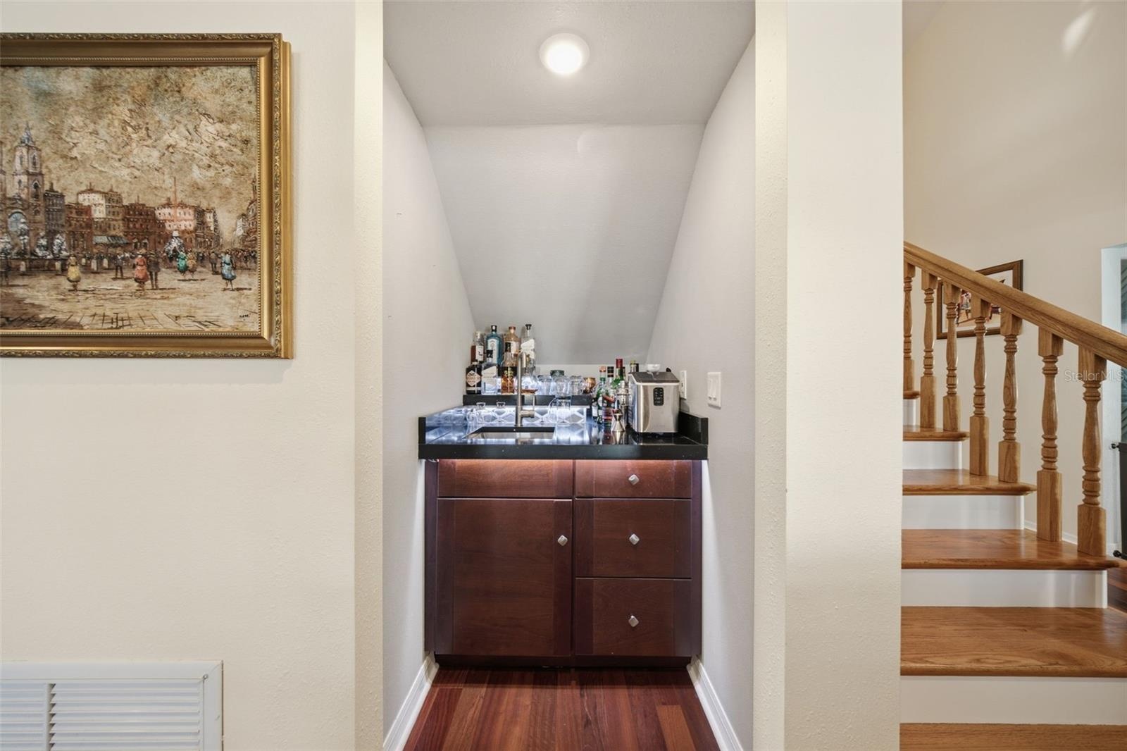 Built-In Wet Bar