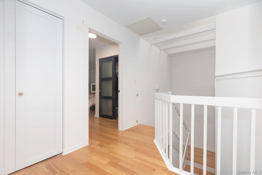 view of second floor bedroom