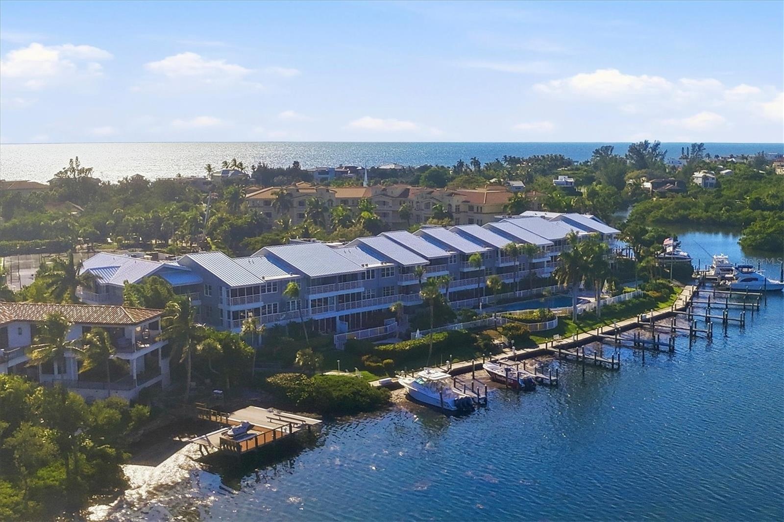 Harbour Villa Club