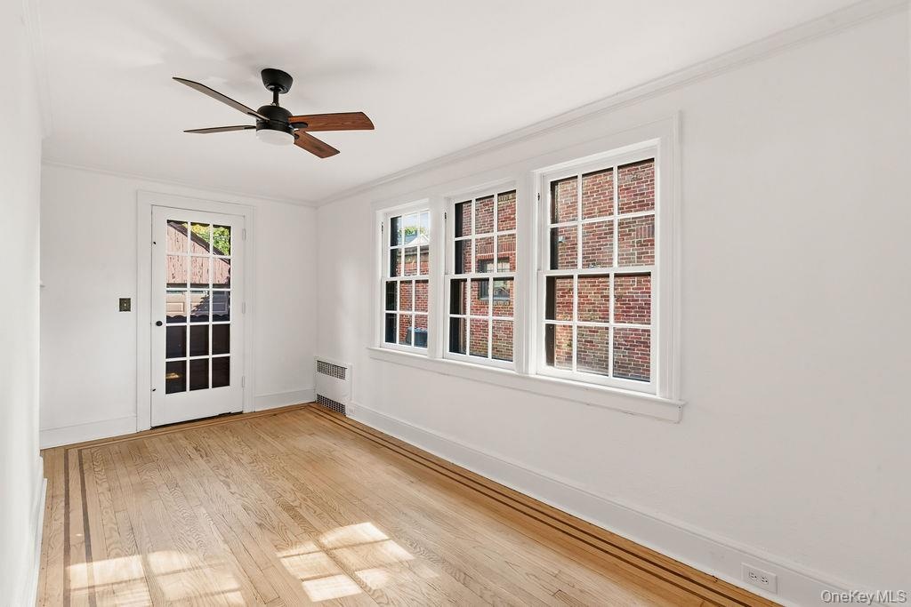 Sunroom / Den