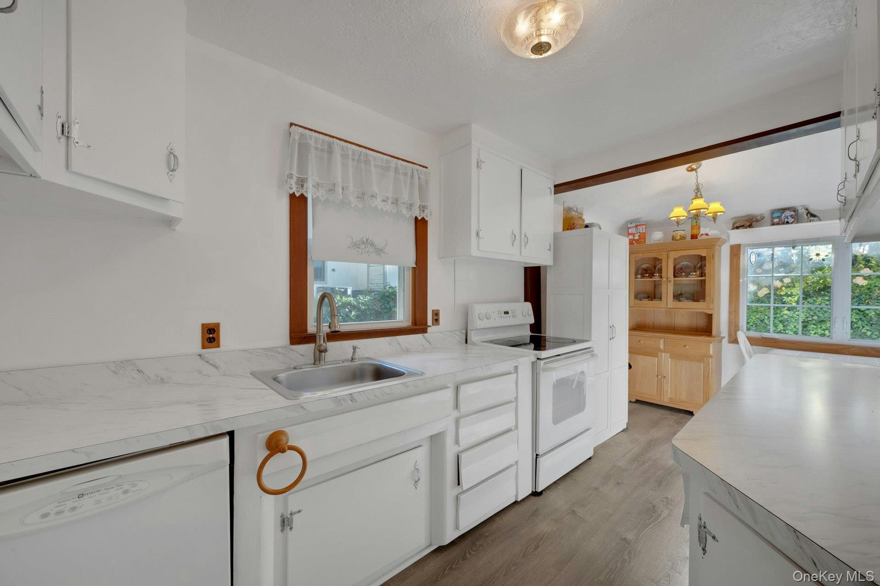 The Kitchen is a good size and waiting for you to make it your own.