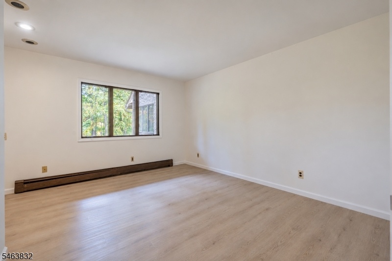 ground bedroom