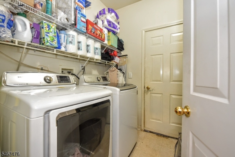Laundry/ Utility Room