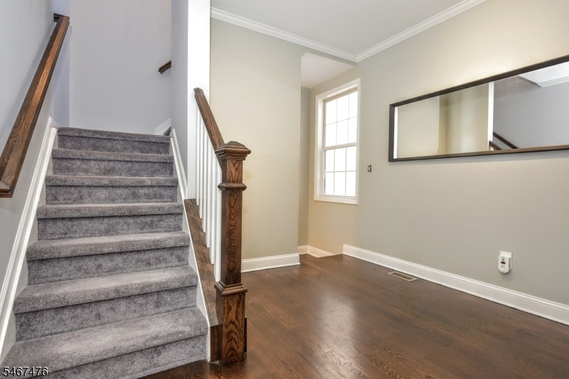 2nd floor landing