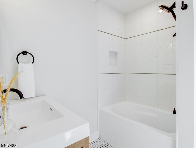 Full bath
