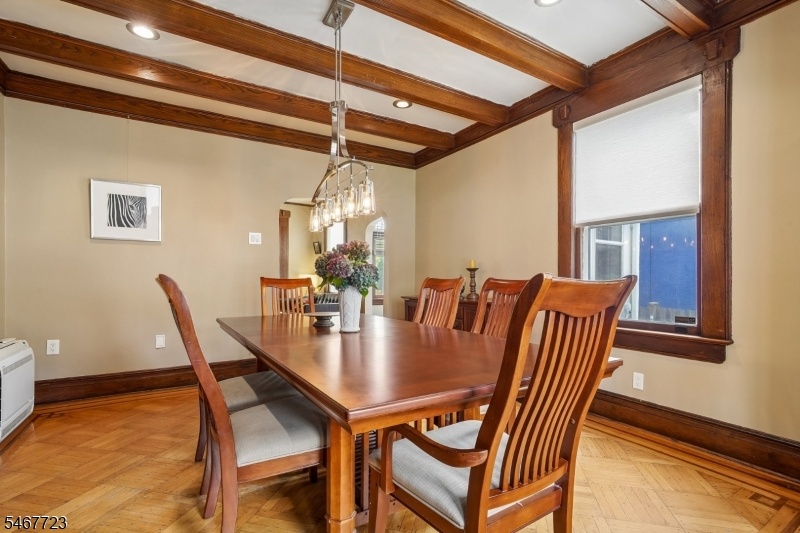 Dining Rm